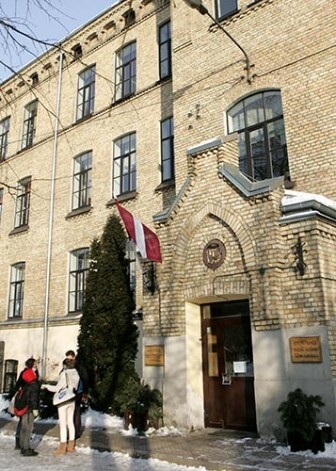 Pēc rekonstrukcijas skolas ēkā būs ne tikai centralizētā apkure, bet arī siltais ūdens, kas pašlaik ir tikai tad, kad kurina katlu māju.