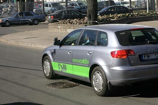 Ceļu satiksmes drošības direkcija pagaidām atsakās prognozēt, vai pieaugums samazinās jauno autovadītāju skaitu vai to braukšanas kvalitāti.