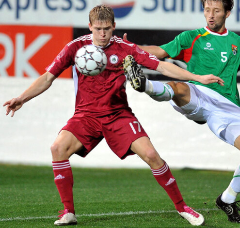 Latvijas futbola izlases uzbrucējs Artjoms Rudņevs ir pilnībā koncentrējies spēlēm Poznaņas „Lech”.