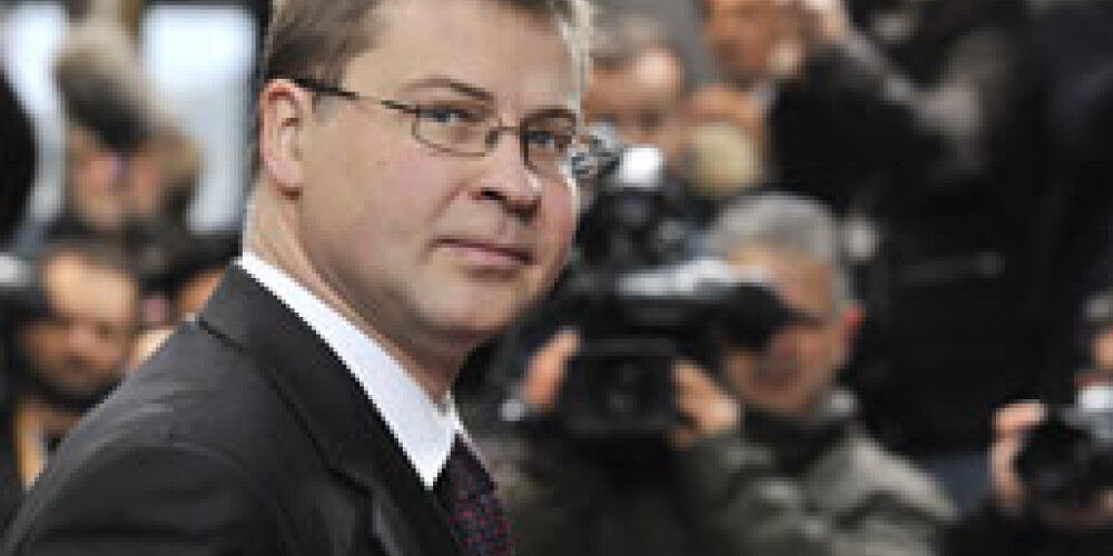 Aprit trīs gadi, kopš valdības vadītāja amatā ir Valdis Dombrovskis
