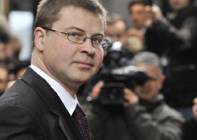 Aprit trīs gadi, kopš valdības vadītāja amatā ir Valdis Dombrovskis