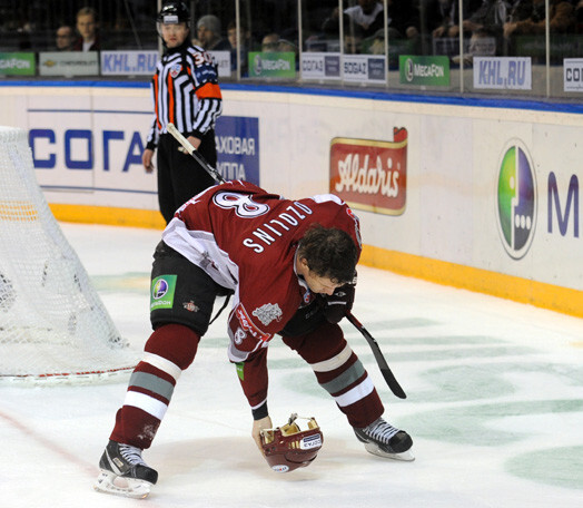 Pēc pēdējā laikā izskanējušajām runām var secināt, ka Rīgas „Dinamo” kapteinis Sandis Ozoliņš savu pēdējo maču Latvijas klubā jau ir aizvadījis.