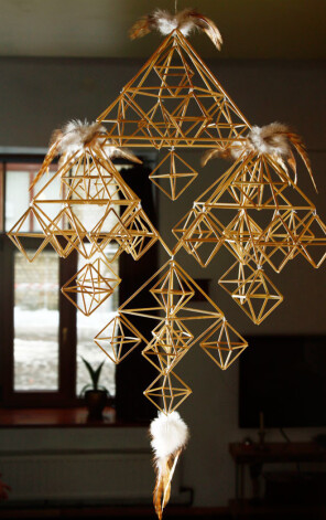 Puzuris, ko Ziemassvētkos dāvinājuši jaukie kaimiņi.