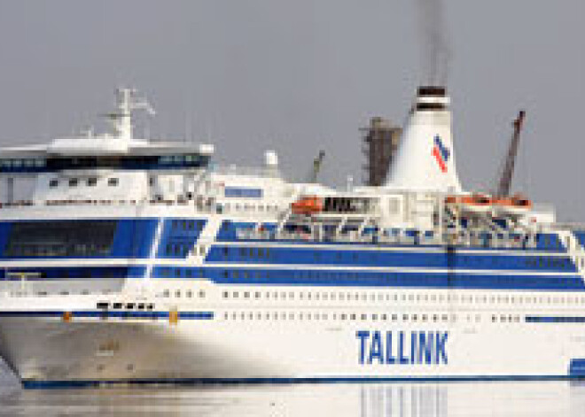 No "Tallink" pasažieru prāmja pie Helsinkiem jūrā ielec Igaunijas pilsonis