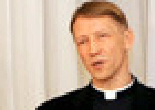 Mācītājs Juris Rubenis aiziet no Torņakalna draudzes