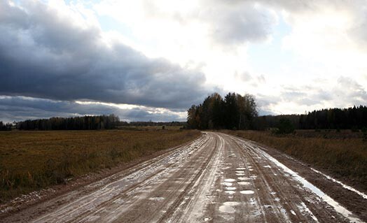 Rēzeknes tiesa piespriedusi pārāk maigu sodu dzērājšoferim. Par cilvēka nogalināšanu viņš saņēmis tikai nosacītu cietumsodu.