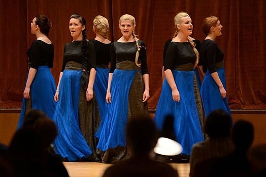 Vokālā grupa "Latvian Voices".