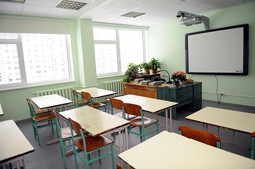 Arodbiedrība pieprasa valdībai no šī gada 1.septembra par 10% palielināt pedagogu zemākās mēneša darba algas likmes. Pedagogi draud streikot.