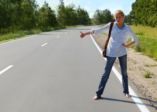 Stopēšana - raizes gan pašiem stopētājiem, gan autovadītājiem. VIDEO