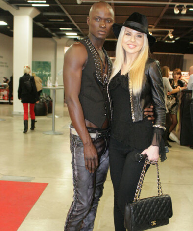 Kopā ar pasaulslaveno modeli Papiss Loveday pērn „Rīga Fashion Week”.