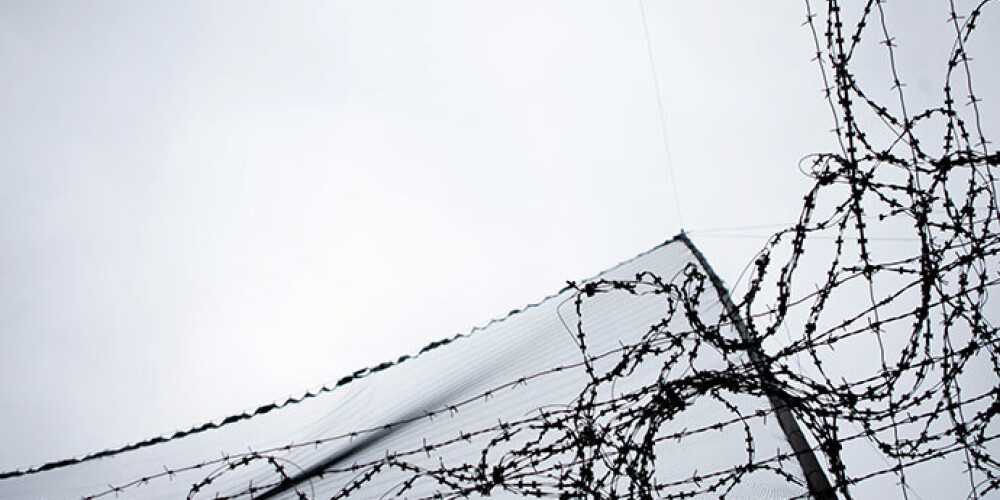 Slikti mazgātu trauku dēļ Daugavpils cietumā ieslodzītie pasludina badastreiku