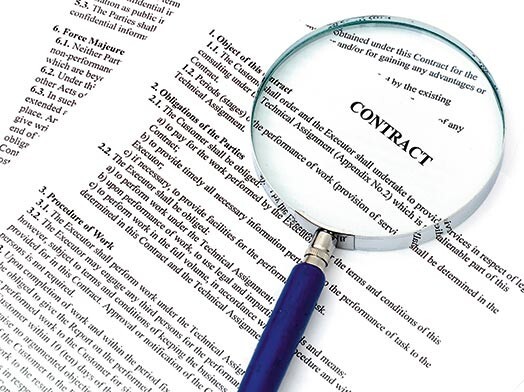 Aizbraucot peļņā, der apdrošināties, atstāt mājās pases kopiju un vēl vismaz vienu paņemt līdzi. Svarīgākie tālruņi – Ārlietu ministrijas Konsulārais departaments: +371 67015905; +371 67016364; +371 29287398 (24 stundas diennaktī).