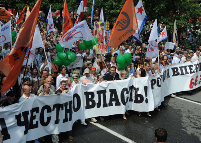 Maskavā protestē pret Putinu. FOTO