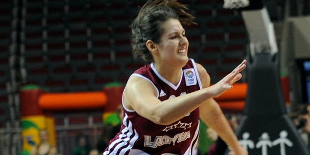 Latvijas sieviešu basketbola izlase sagrauj Luksemburgu
