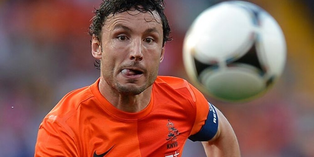 Van Bomels noslēdz karjeru Nīderlandes futbola valstsvienībā