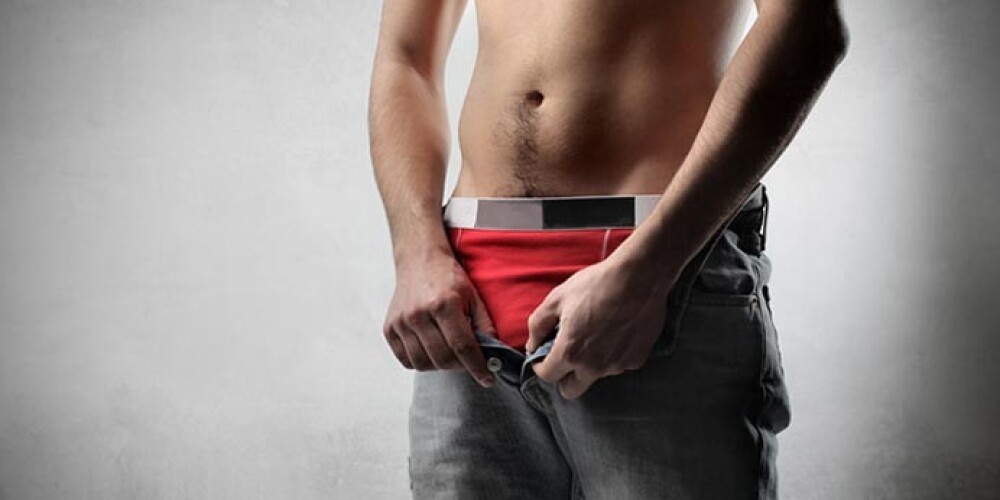 Konfiscēts arī liels skaits videomateriālu un cita veida informācijas, ko tagad izmeklē policija 141 valstī.