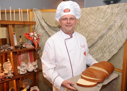 „Lāču maizes” īpašniekam Skauģim krieviem jātaisnojas par vecu interviju