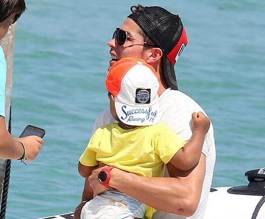 На отдыхе Роналду не забывал о своем сыне