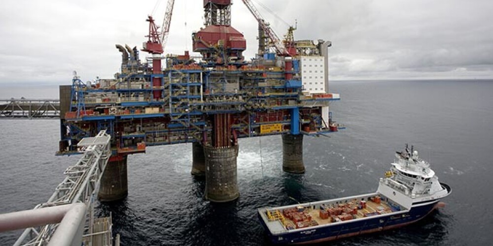 Norvēģijā no otrdienas tiks apturēta naftas ražošana