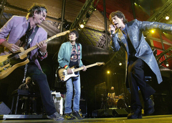 50. jubilejas gaviļnieki "The Rolling Stones" atsākuši mēģinājumus