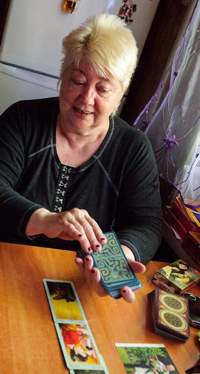 Галина Вишневская гадалка
