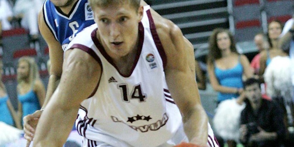 Latvijas vīriešu basketbola izlase sagatavošanās ciklu sāk ar uzvaru pār Kipru