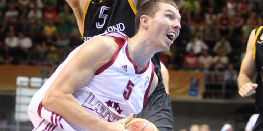 Latvijas vīriešu basketbola izlase pārbaudes spēlē vēlreiz pieveic Kipru