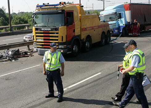 Rīgas tilti drīzumā var sabrukt