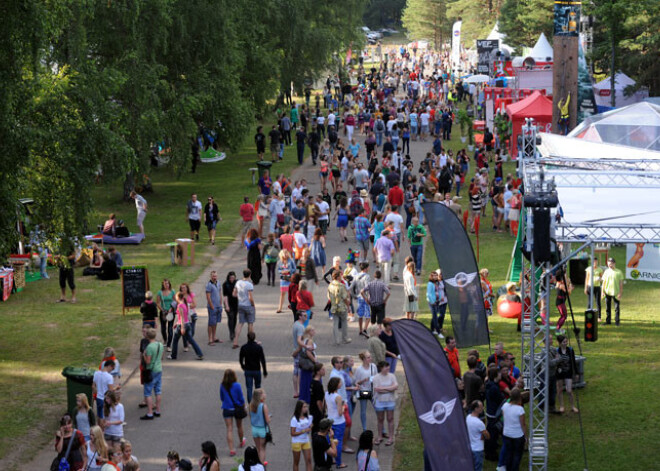 Vairāki festivāla "Positivus" apmeklētāji saindējušies ar ēdienu, tostarp bērni