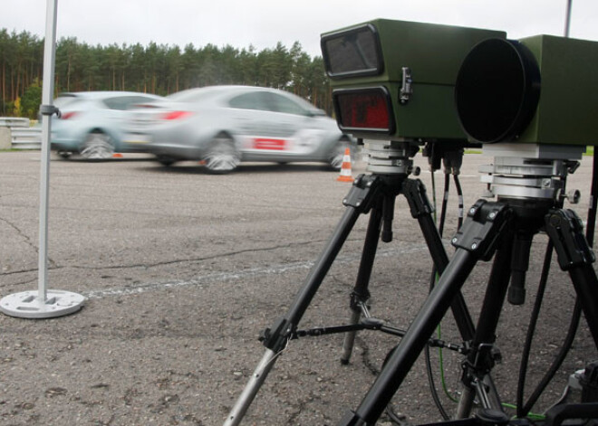 Policija lauzīs līgumu ar fotoradaru uzstādītājfirmu "Vitronic"