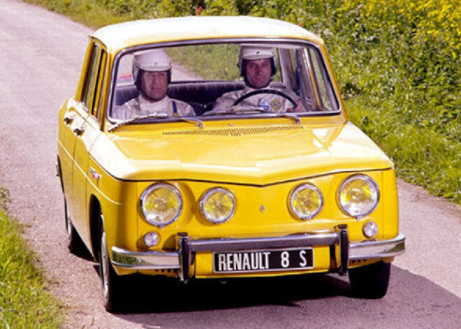 Renault 8 jubilejas tortē 50 sveces. Ieskats vēsturē