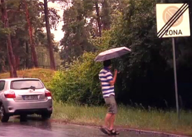 Autovadītājam uzliek sodu par neizdarītu pārkāpumu. VIDEO