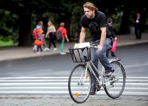 Par braukšanu dzērumā ar velosipēdu atkarībā no reibuma pakāpes var piemērot naudas sodu no 30 līdz 120 latiem.