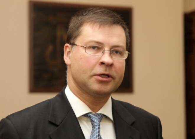 Dombrovskis: ir milzīgs spiediens tērēt vairāk, un šis spiediens ir jānotur