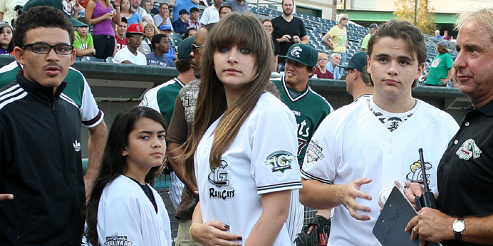 Дети Майкла Джесона — Бланкет, Пэрис и Принц на благотворительном мероприятии