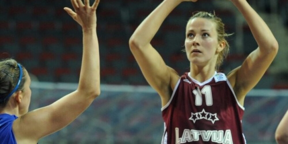 Latvijas izlases basketboliste Putniņa karjeru turpinās Spānijā