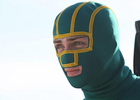 Такой фотографией с костюмами главных героев режиссер Джефф Уодлоу анонсировал начало работы над фильмом «Пипец 2»