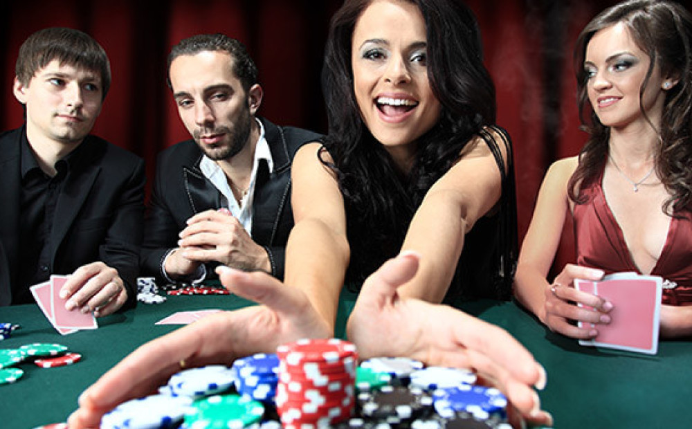 Really poker. Азартный игрок фото. Узпокер. Как одеться на покерную вечеринку. Uz Poker.