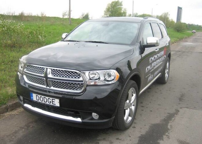 Dodge Durango ar V8 5,7