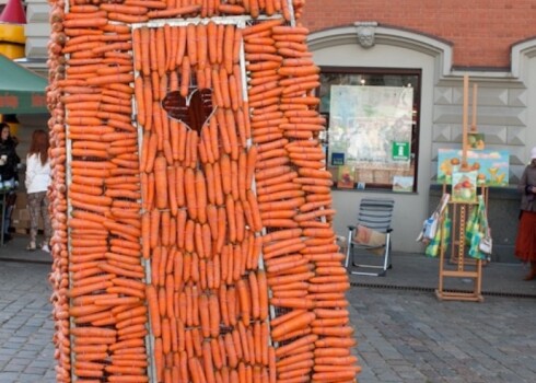 Festivāla laikā tiks pasniegtas balvas sacensību uzvarētājiem un izspēlēti festivāla organizētāju un atbalstītāju konkursi ar vērtīgām balvām.