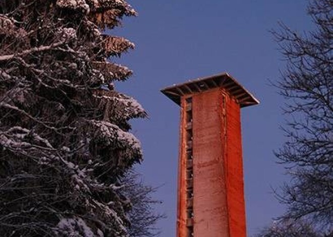 Gaiziņkalna nepabeigatais un bīstamais skatu tornis