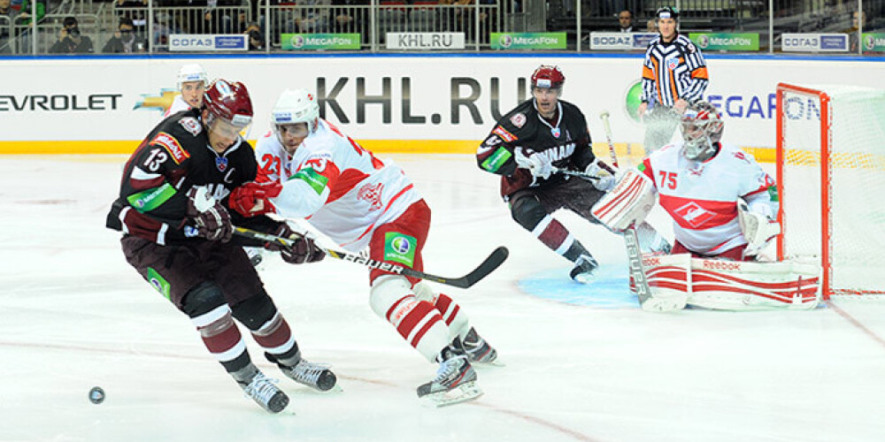 Gunta Galviņa gūtie vārti ļāva Rīgas "Dinamo" pārtraukt zaudējumu sēriju.