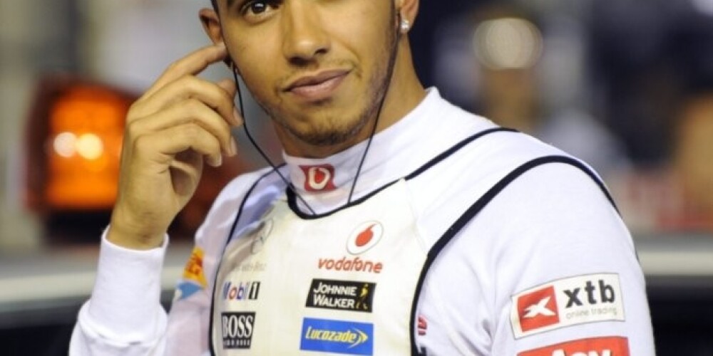 Hamiltons pārcelsies uz "Mercedes GP", Peress uz "McLaren-Mercedes"
