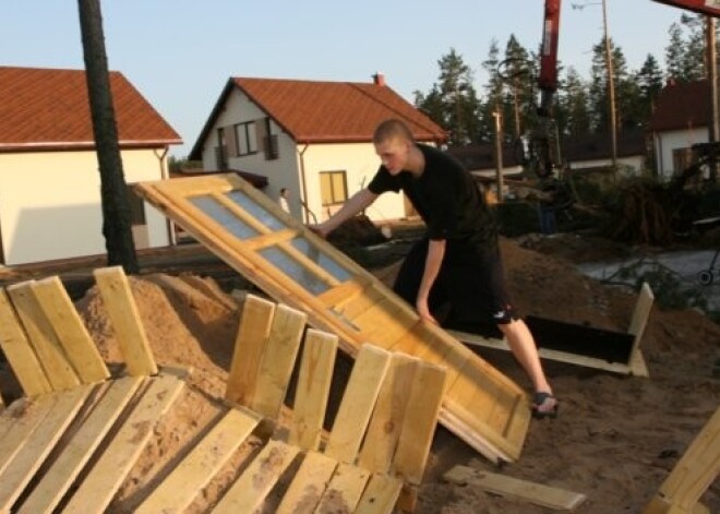 Visvairāk krīzes skartie raud Pierīgā. VIDEO