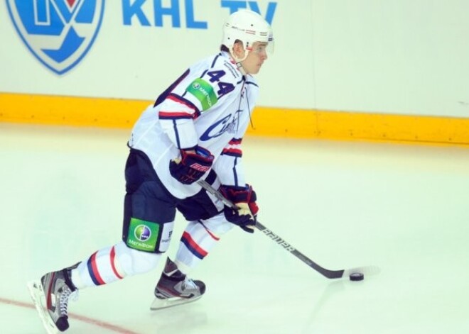 Kuldas "Sibirj" kļūst par KHL līderiem