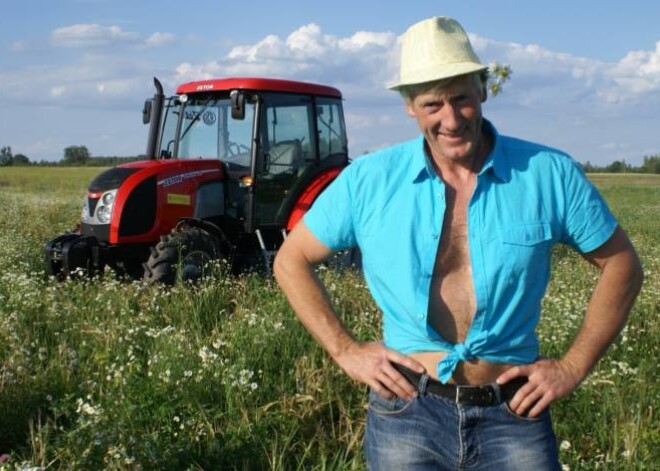 Aleksandrs Riekstiņš spoži iejūtas šova “Lauku sēta 2” vadīšanā