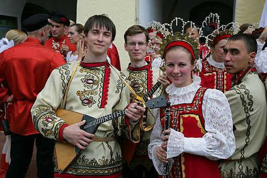 Bijušais Baltkrievijas līderis Šuškevičs teic, ka baltkrieviem ir daudz kā kopīga ar latviešiem.