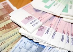 Исследование Re:Baltica иллюстрирует большой разрыв между беднейшими и состоятельными жителями страны, к чему в большой мере привела налоговая политика властей.