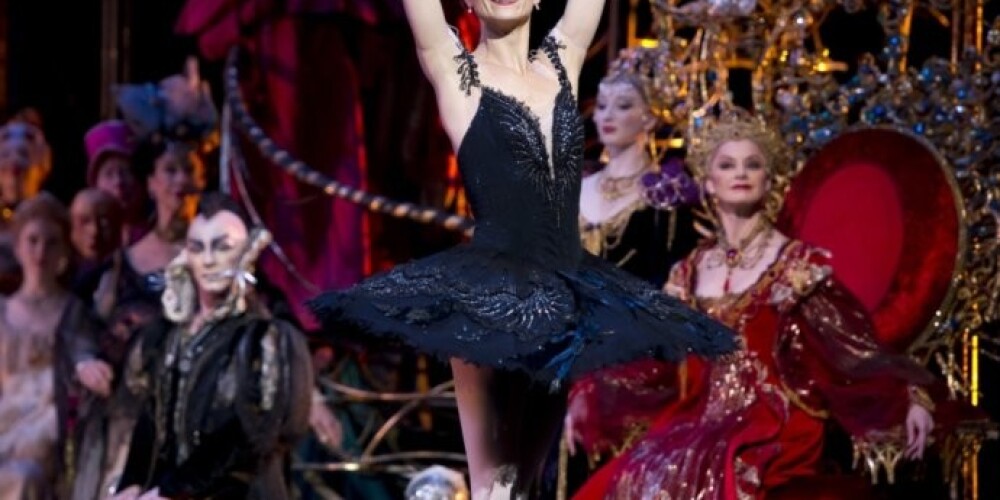 „Splendid Palace” aicina uz baleta „Gulbju Ezers” tiešraidi no Londonas Karaliskās operas
