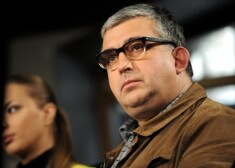 Nominācijai "Gada aktieris" izvirzīts arī Gundars Āboliņš par Oblomova lomu izrādē "Oblomovs" Jaunajā Rīgas teātrī.